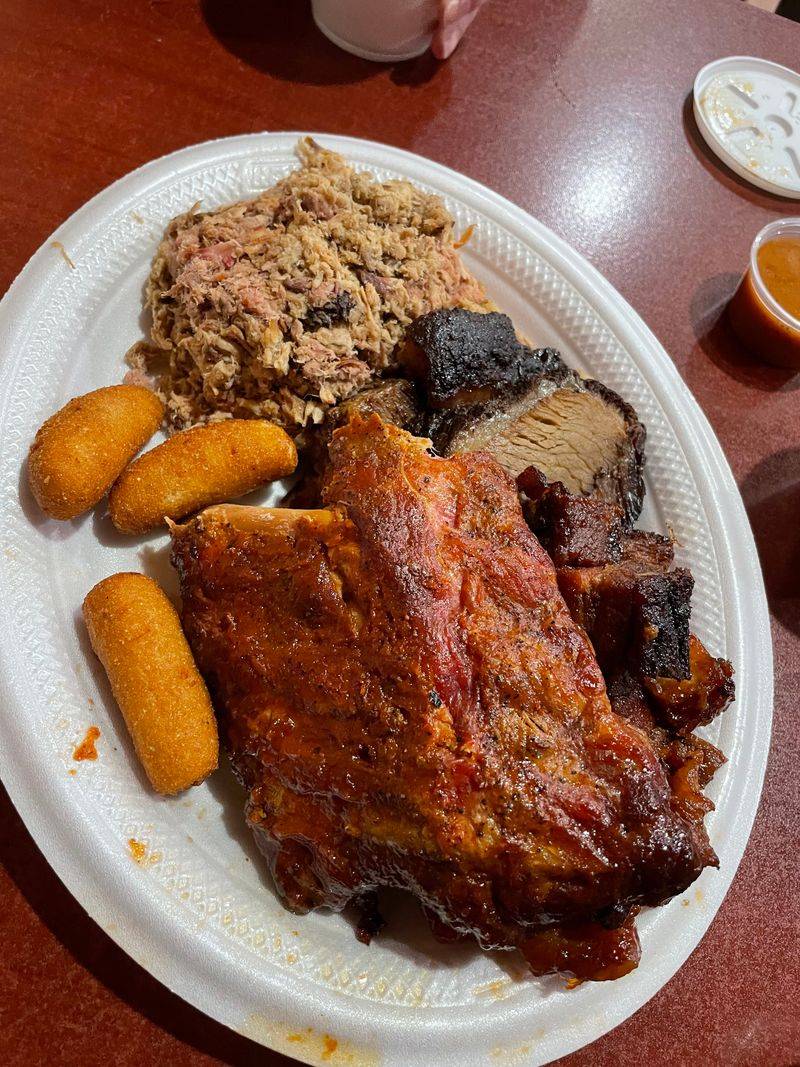 The Smoky Aroma That Wakes Lockhart Before the Sun Rises