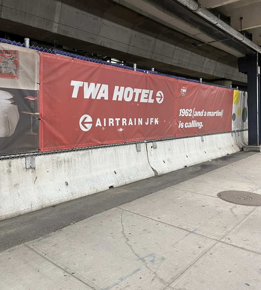 1962 and a martini is calling