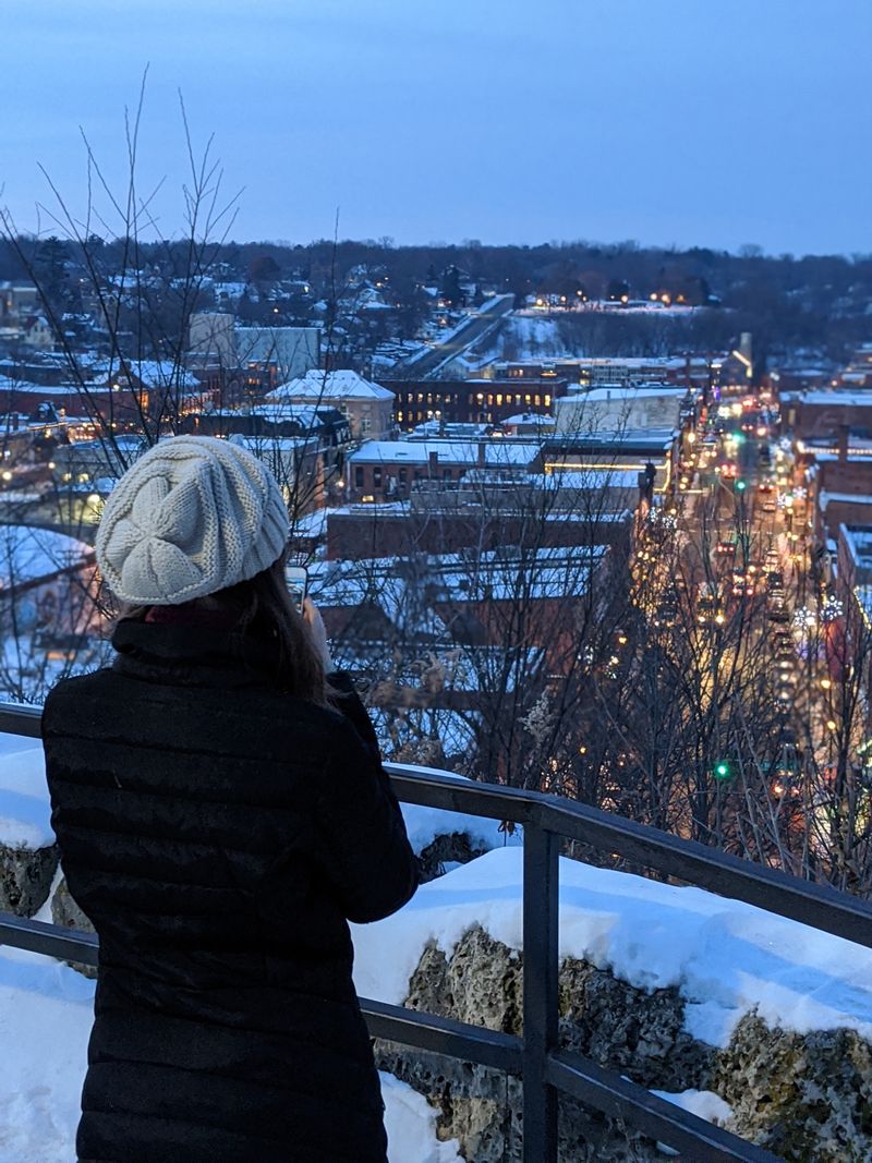 Nightfall Arrives Softly, Turning the Town Into a Calm Winter Lantern