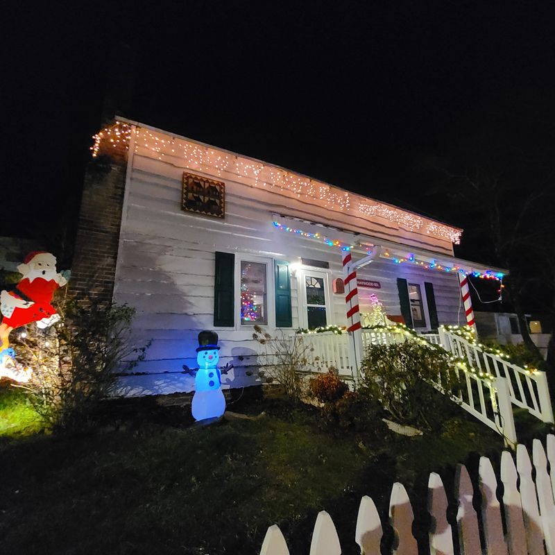 The Town’s Holiday Spirit Centers on Community, Not Crowds
