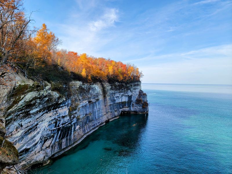 Pictured Rocks National Lakeshore – Four-Season Hiking, Snow & Ice Adventures (Munising, MI)