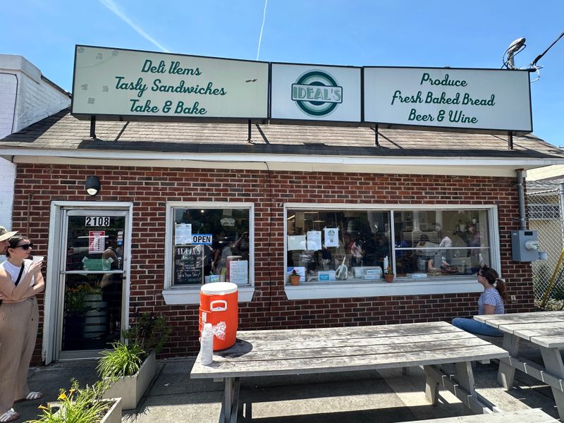 Ideal’s Sandwich & Grocery, Durham