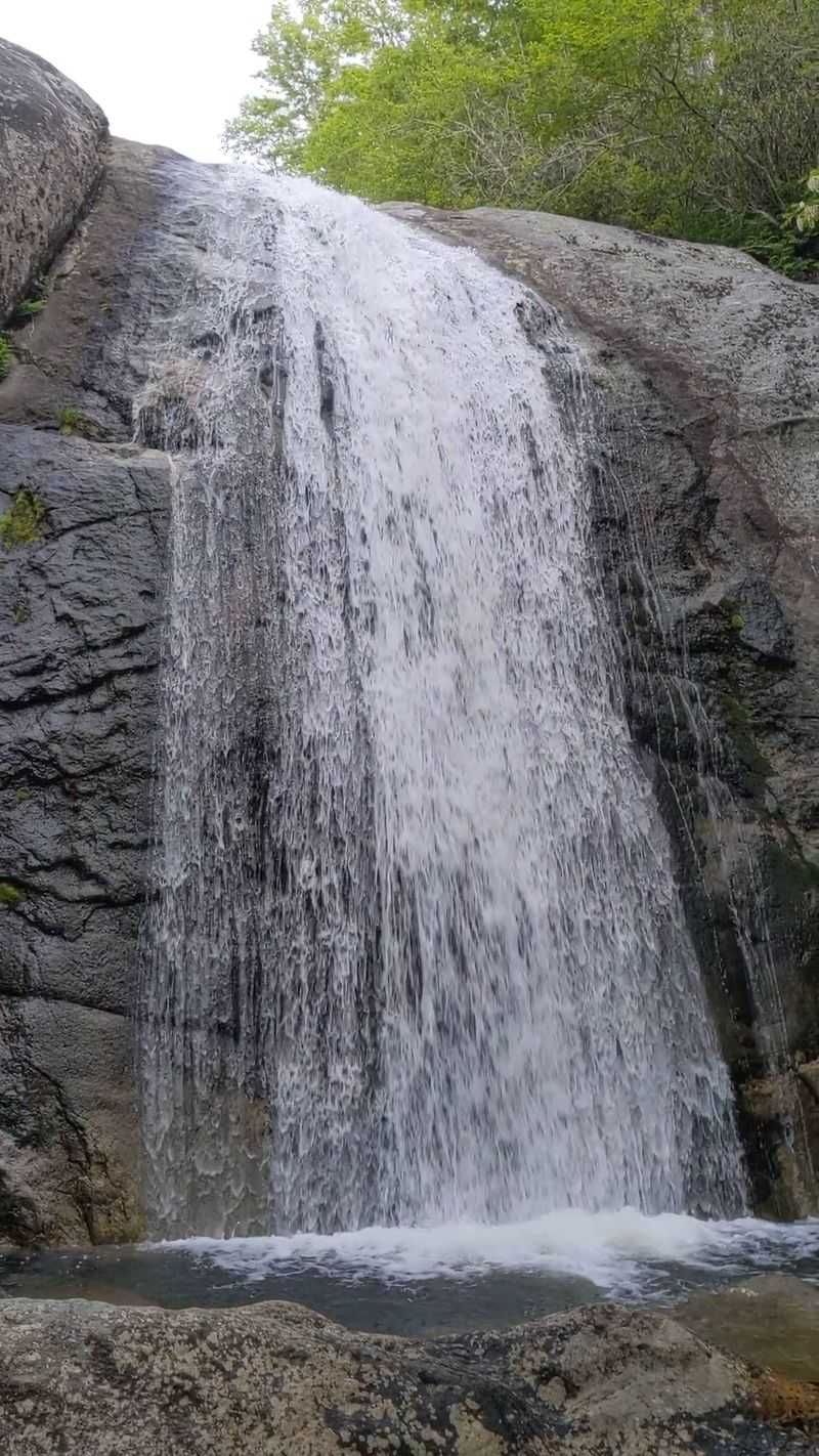 North Harper Creek Falls (Caldwell County)