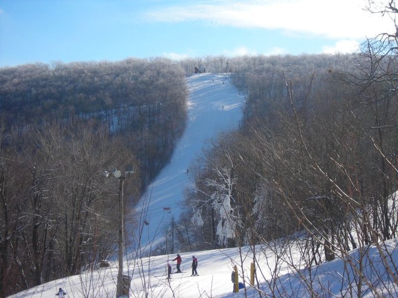 A Scenic Drive That Sets The Tone For A Hidden Getaway