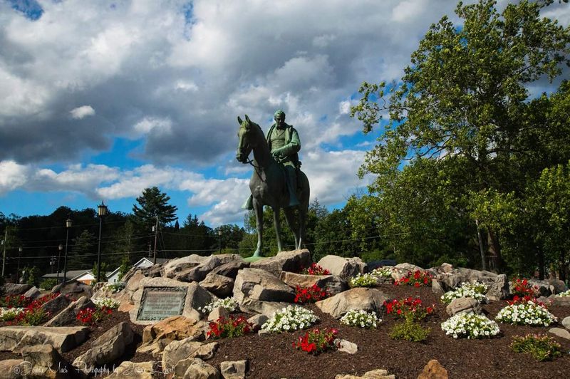 The Blackwater’s Edge And What People Choose To Keep