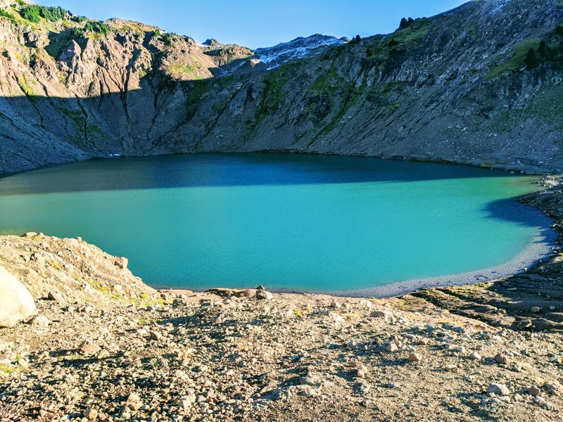 Goat Lake (Goat Rocks Wilderness)