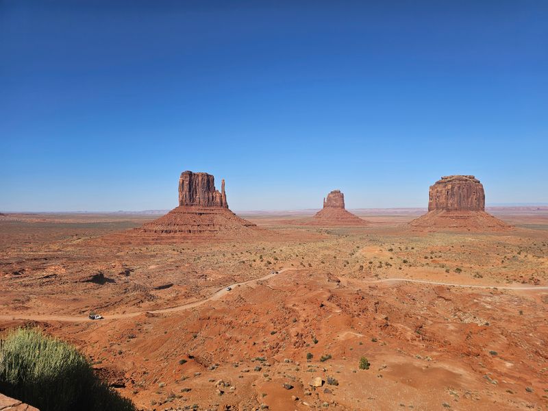 Monument Valley Scenic Drive