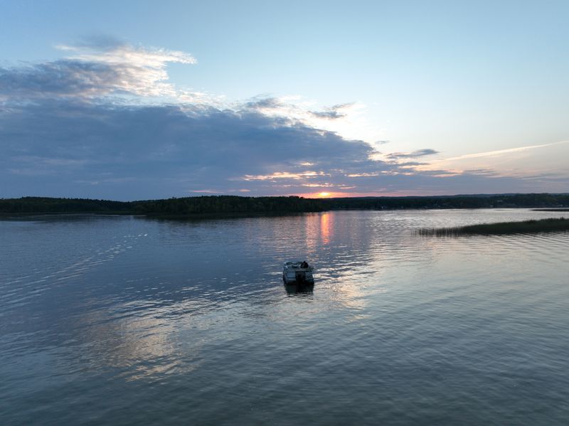 The Gentle Rhythm Of Canoes