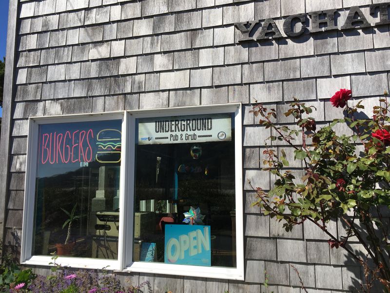 Yachats Underground Pub & Grub, Yachats