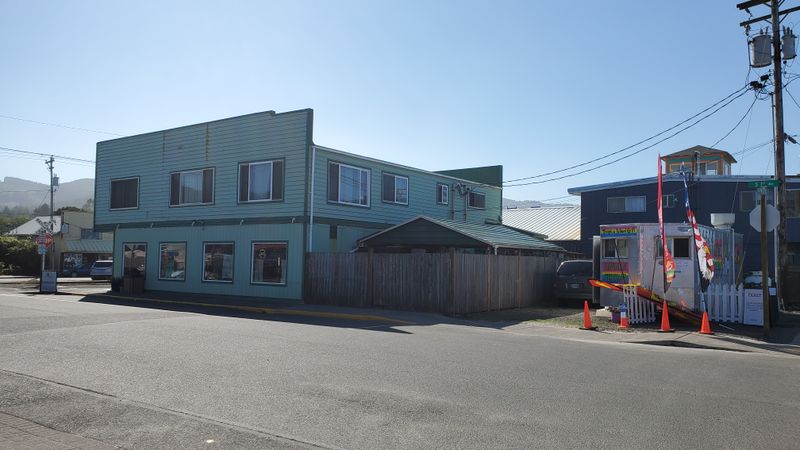 Seaside Charm With Small-Town Hospitality