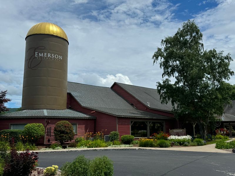 Emerson Resort & Spa (Mount Tremper)