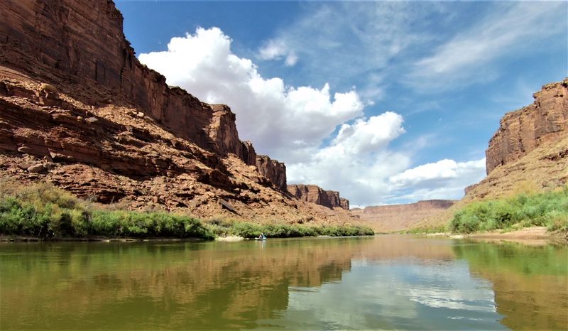 The Colorado River Becomes a Peaceful Escape at Dawn or Dusk