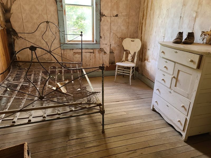Winter Cabin Rentals Create A Rare Immersive History Experience