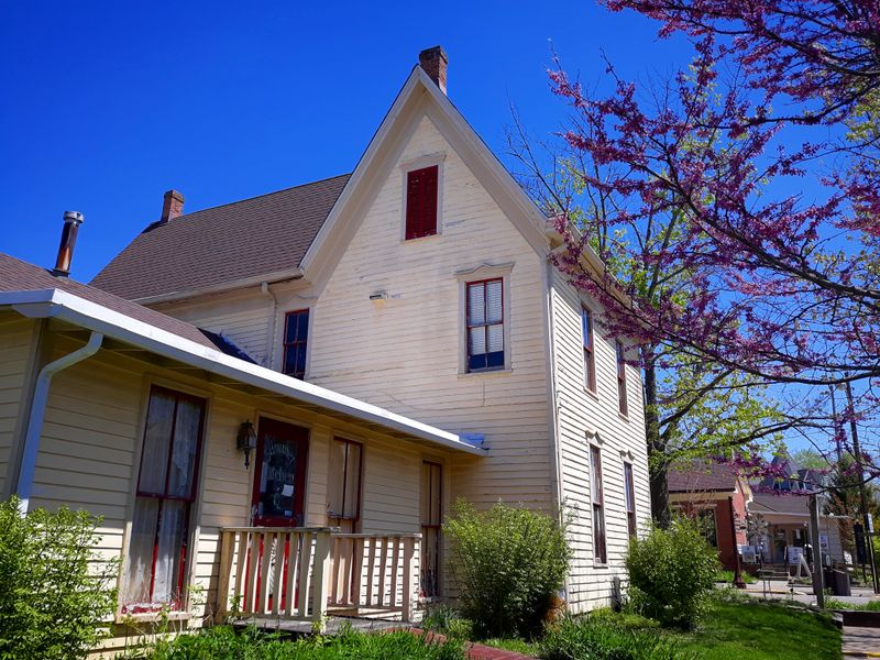 Historic Homes And Cabins Outnumber New Development