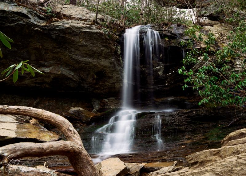 Window Falls (Hanging Rock State Park)