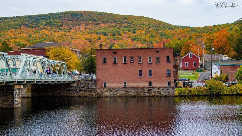 River Views And Easy Walkability Turn A Simple Afternoon Into A Full Reset