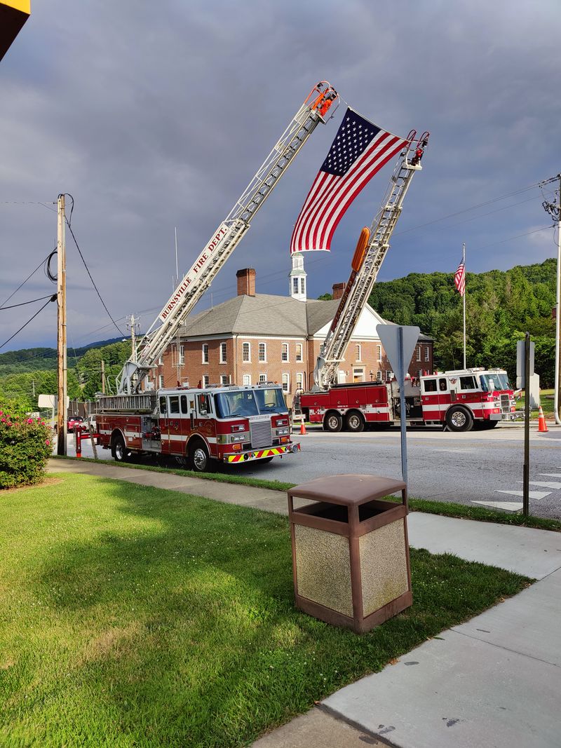 Year-Round Festivals And Community Events Keep Burnsville Lively But Never Overwhelming