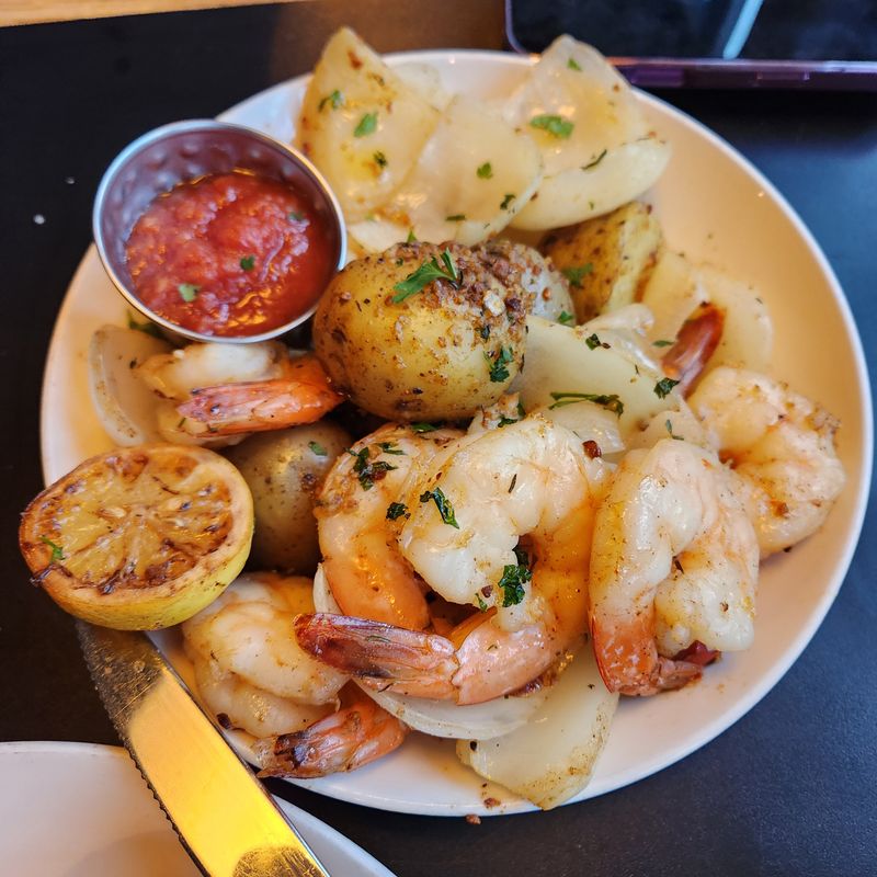 Celebrities And Athletes Frequently Visit Jimmy’s Famous Seafood