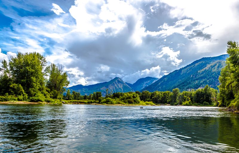 Waterfront Park And The Wenatchee River Pause