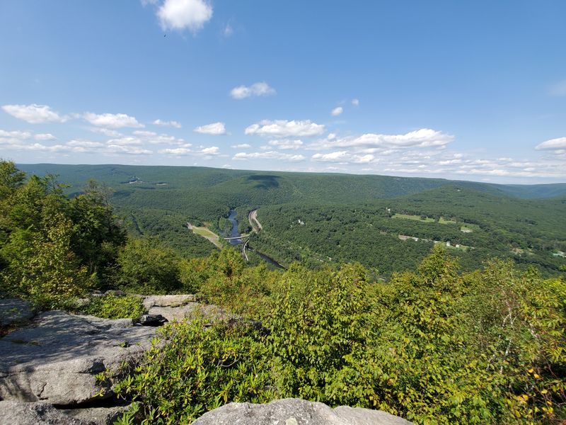Lehigh Gorge: Cliffs, Rivers, And Misty Ridges