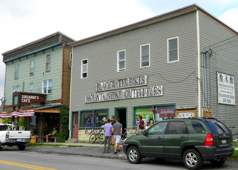 Back Rooms Of The Avenue And Their Careful Conversations