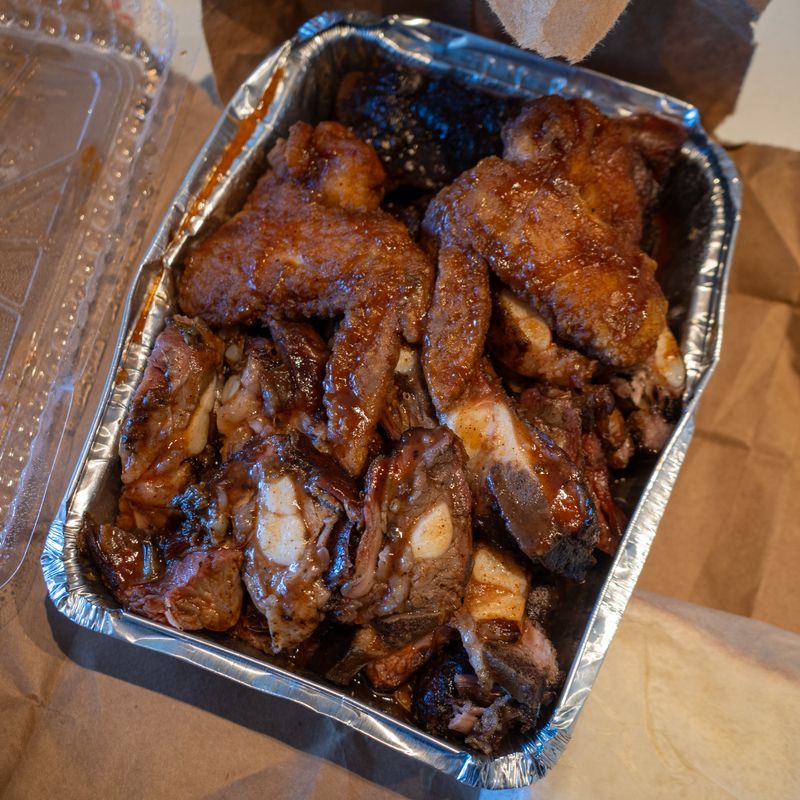 Locals Travel Across The City Just For The Rib Tips