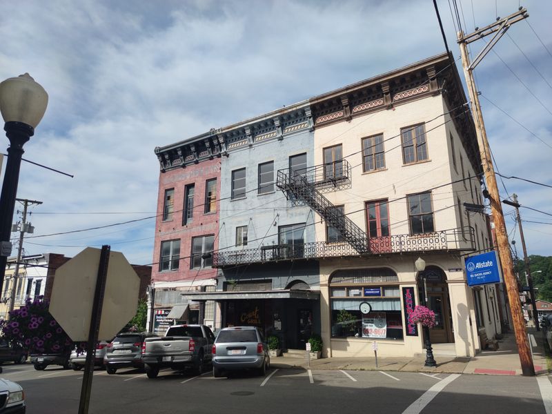 A Narrow River Town Squeezed Between Cliffs And The Ohio River