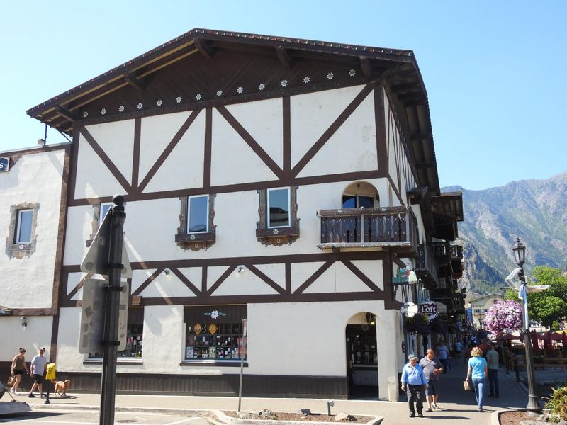 Strolling The Bavarian Heart Of Front Street