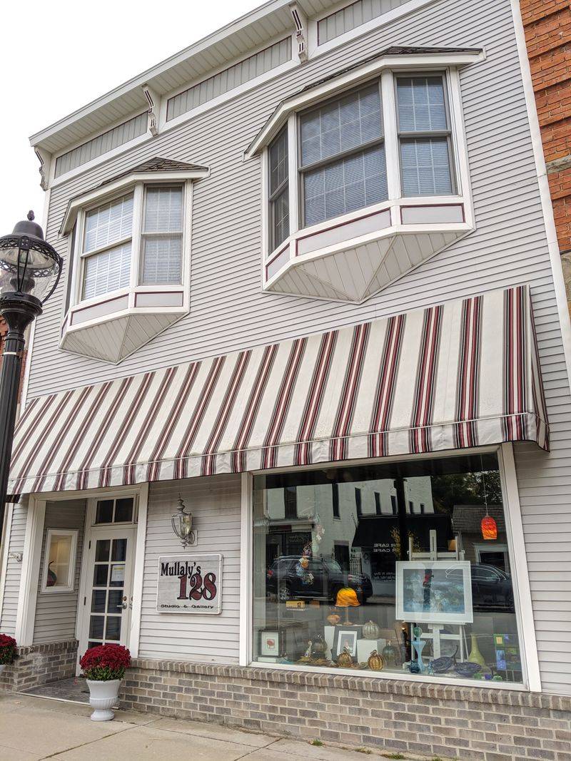 Mullaly's 128 Studio & Gallery (Elk Rapids)