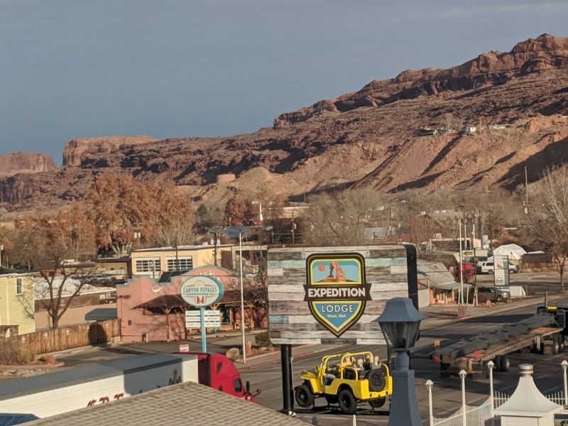 A Red-Rock Oasis Where Solitude Still Exists Beyond the Crowds