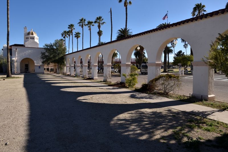Ajo Plaza: Slow-Town Heart Since 1917