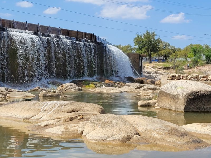 Local Parks Offer Easy Riverfront Access