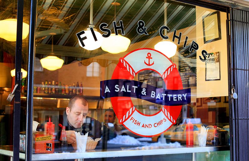 A Salt & Battery – Iconic British-Style Fish & Chips