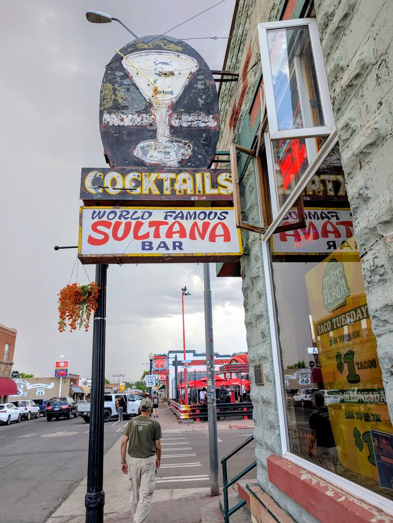 Sultana Bar (Williams)