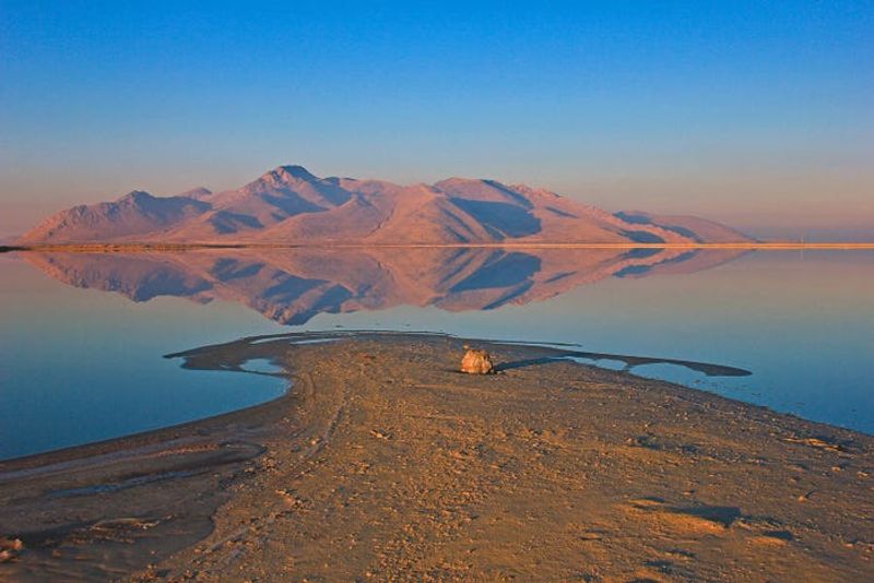 This State Park Sits On One Of The Saltiest Lakes On Earth