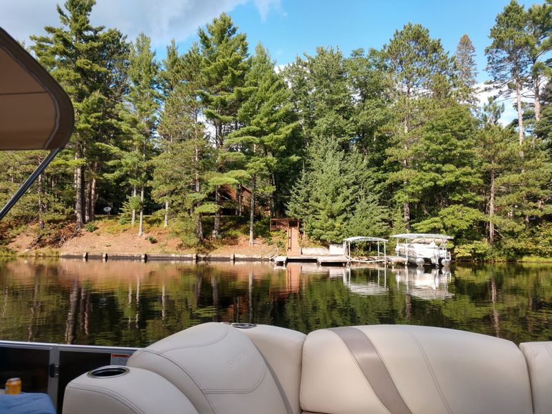 Small-Town Scale That Keeps Life Unhurried