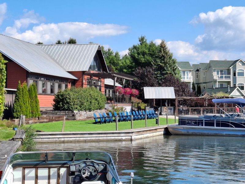 A Downtown That Never Turned Resorty