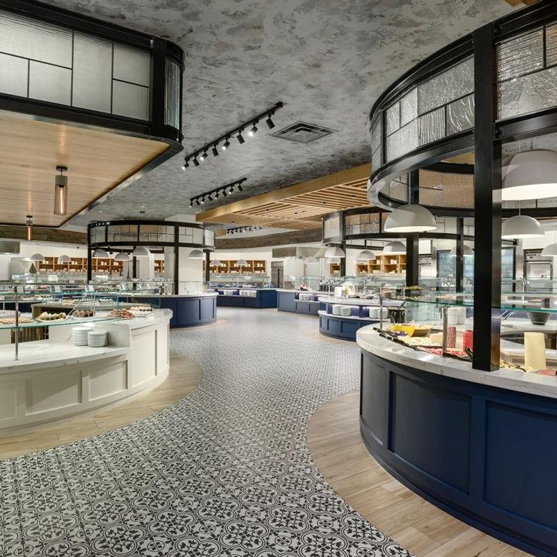 A Market-Style Buffet Built Around Variety Rather Than Excess