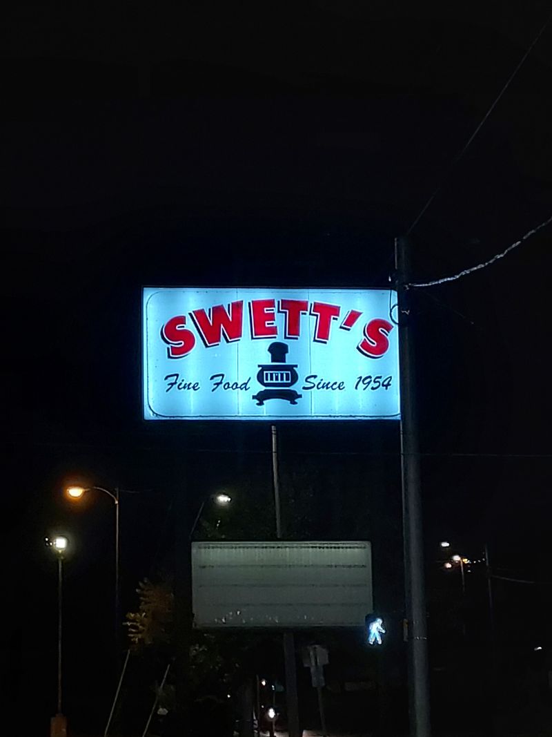 Cafeteria Line As Southern Theater