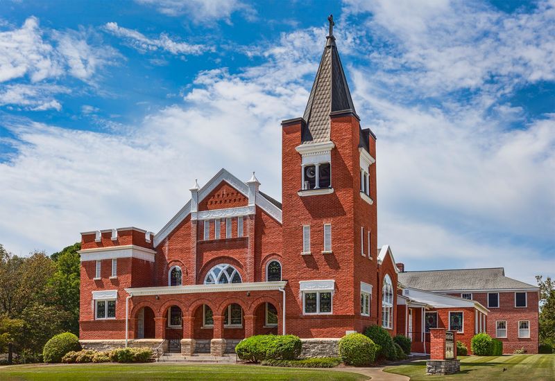 Why Greensboro Feels Slower The Moment You Arrive