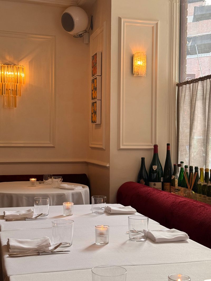 The Dining Room’s Poise And Artful Calm