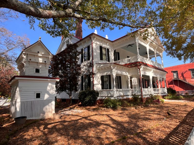 Walking Here Feels Like The 1800s