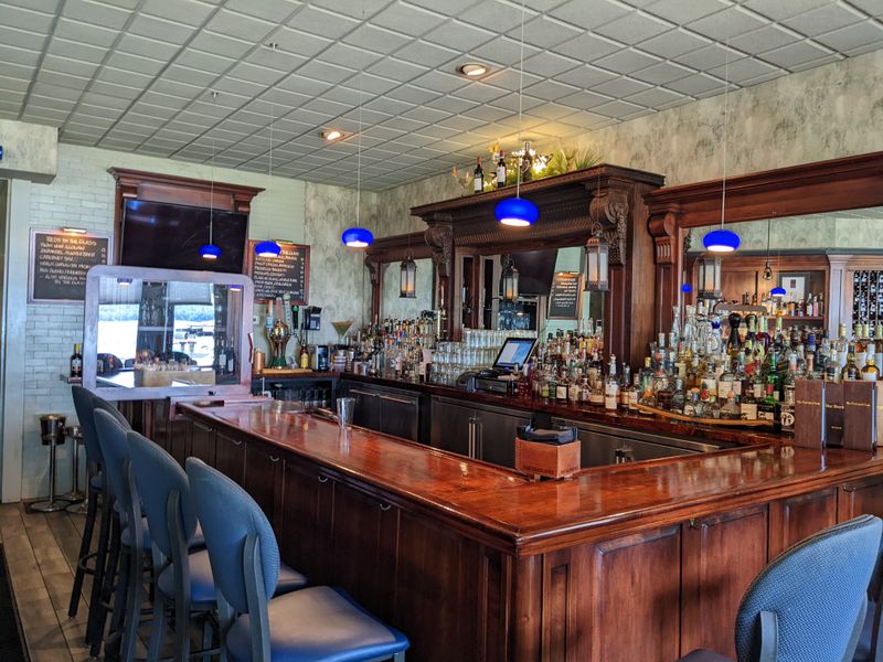 Local Tables, Unfussy Pleasures