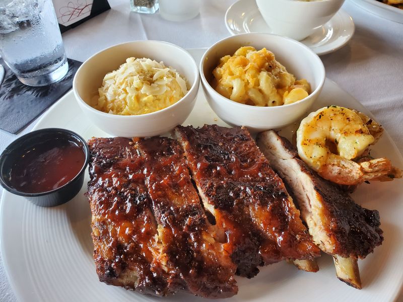 Della J's (Alexandria)