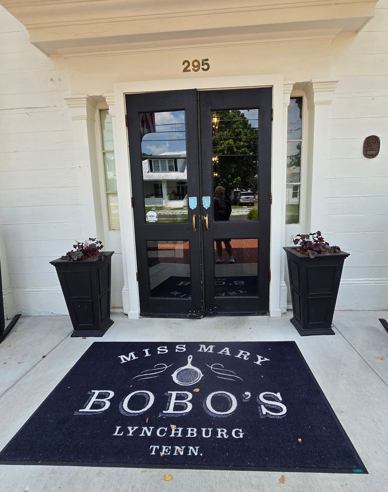 Miss Mary Bobo’s Boarding House