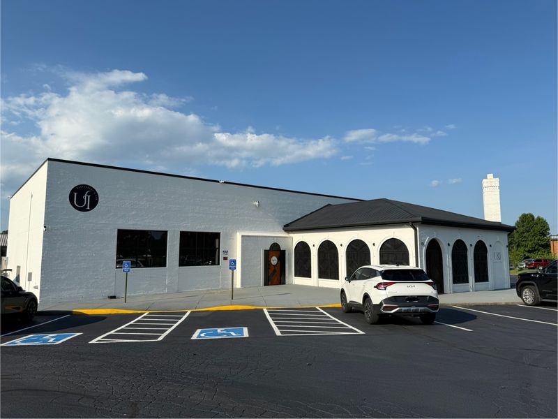 U&I Restaurant and Bar