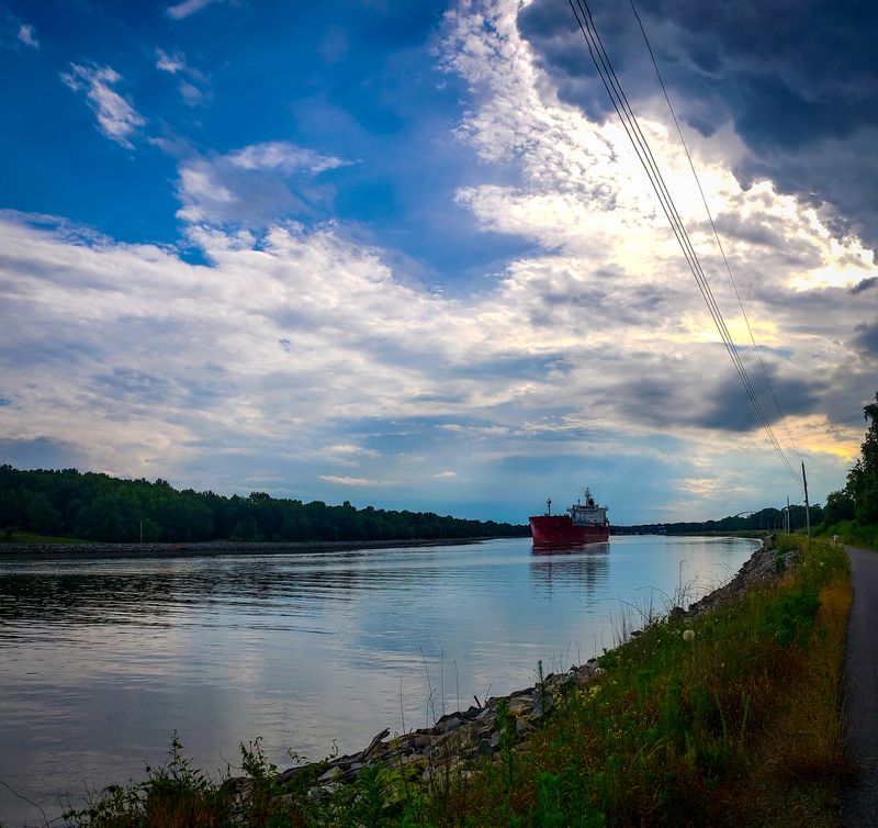Chesapeake City Canal-Side Waterfront Trail (Chesapeake City)