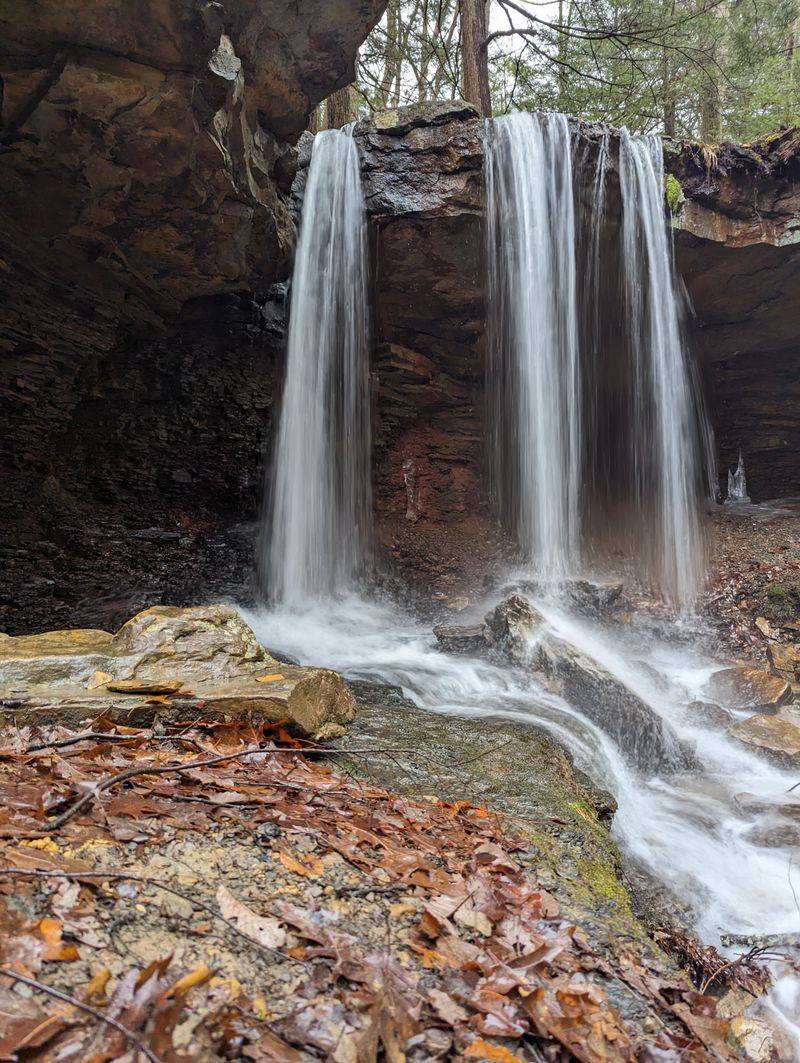 Adam Falls (Linn Run State Park)