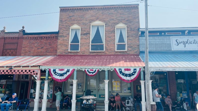 The Bell Buckle Historic District’s Quiet Confidence
