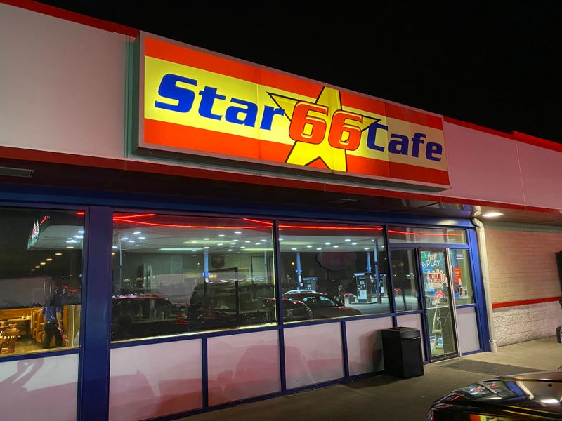 Star 66 Cafe